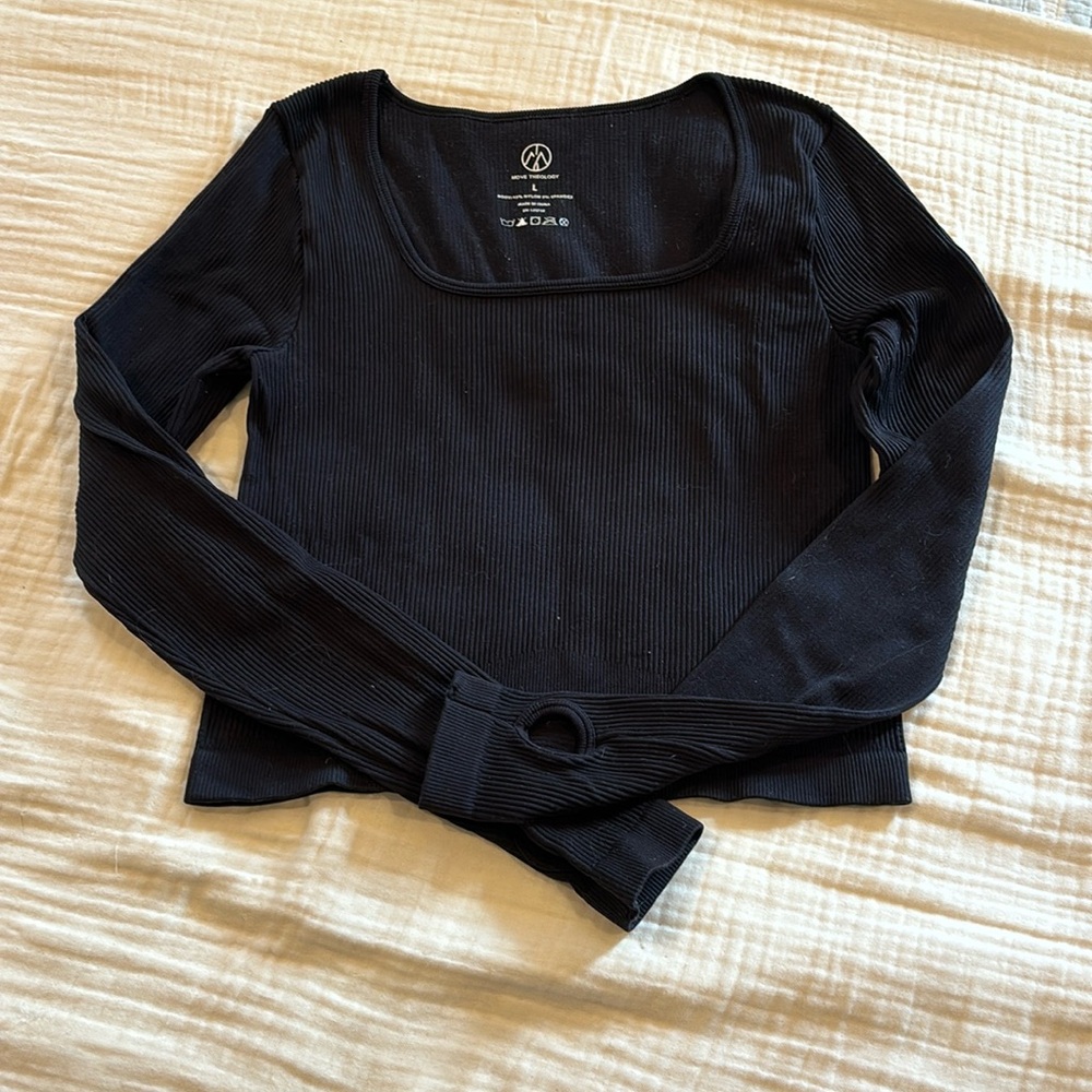 Move theology long sleeve top